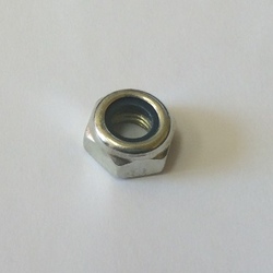 Гайка со стопорным кольцом оцинкованная DIN985 (Самоконтрящаяся)